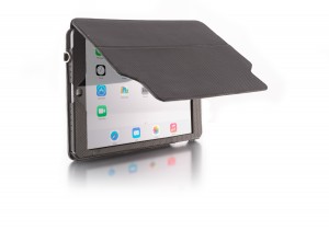 Rigid folding front cover screen protector secured by strong magnets